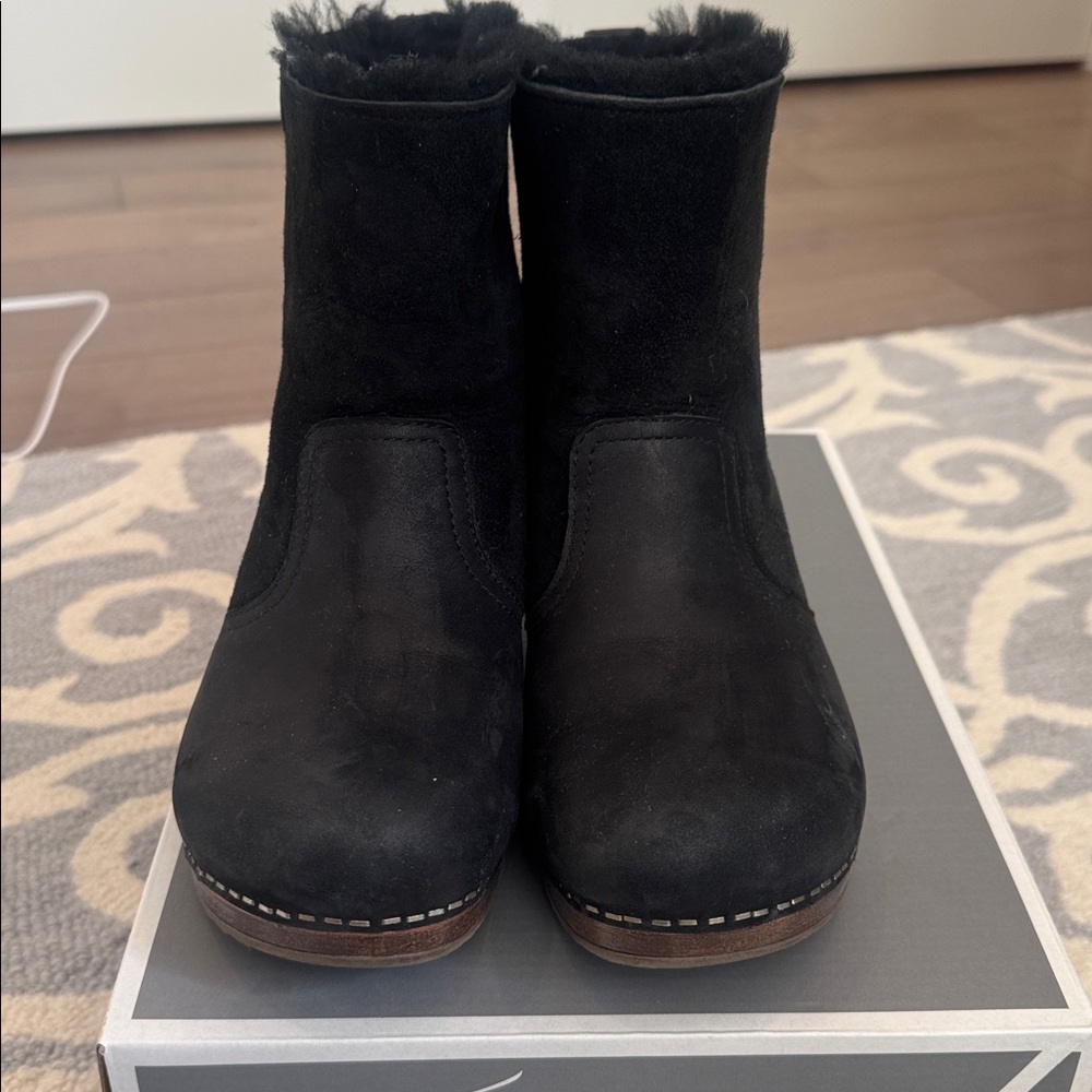 Dansko Bettie Black Burnished Nubuck Booties Sz 36/6 - Picture 4 of 10